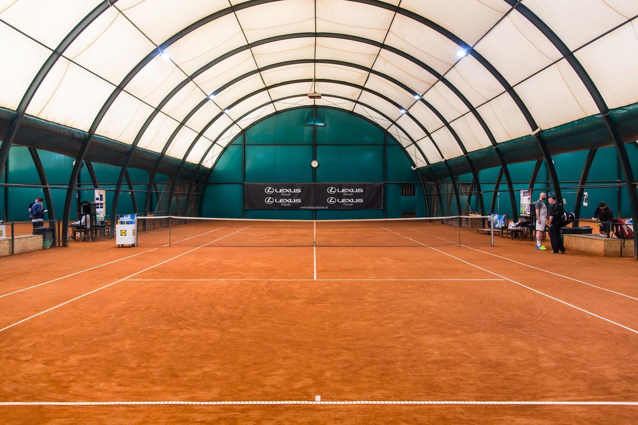 Hotel Restauracja Tenis Kortowo Poznań Exterior foto